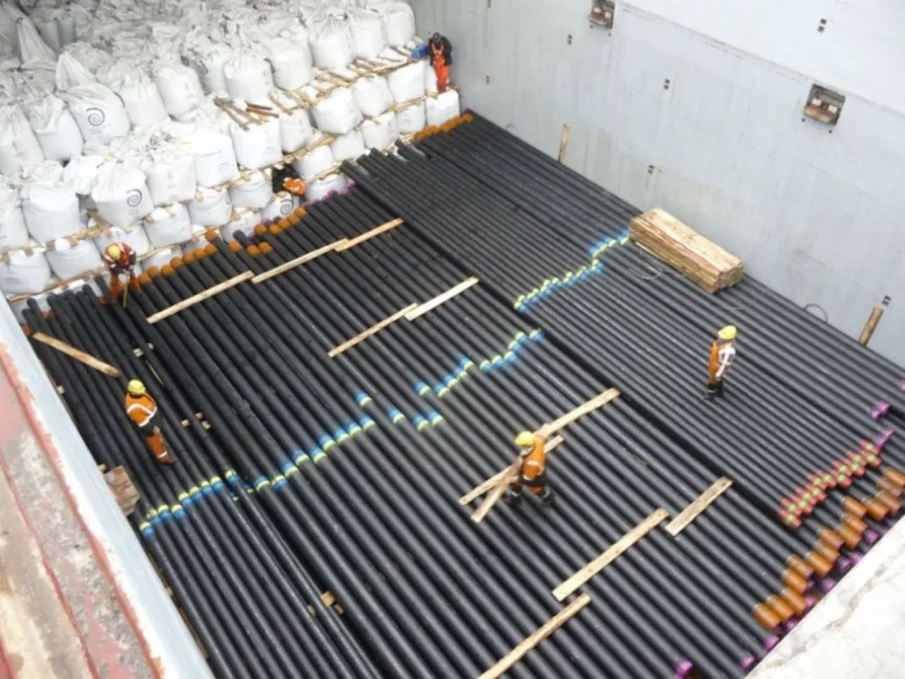 UAL Break Bulk - Piping